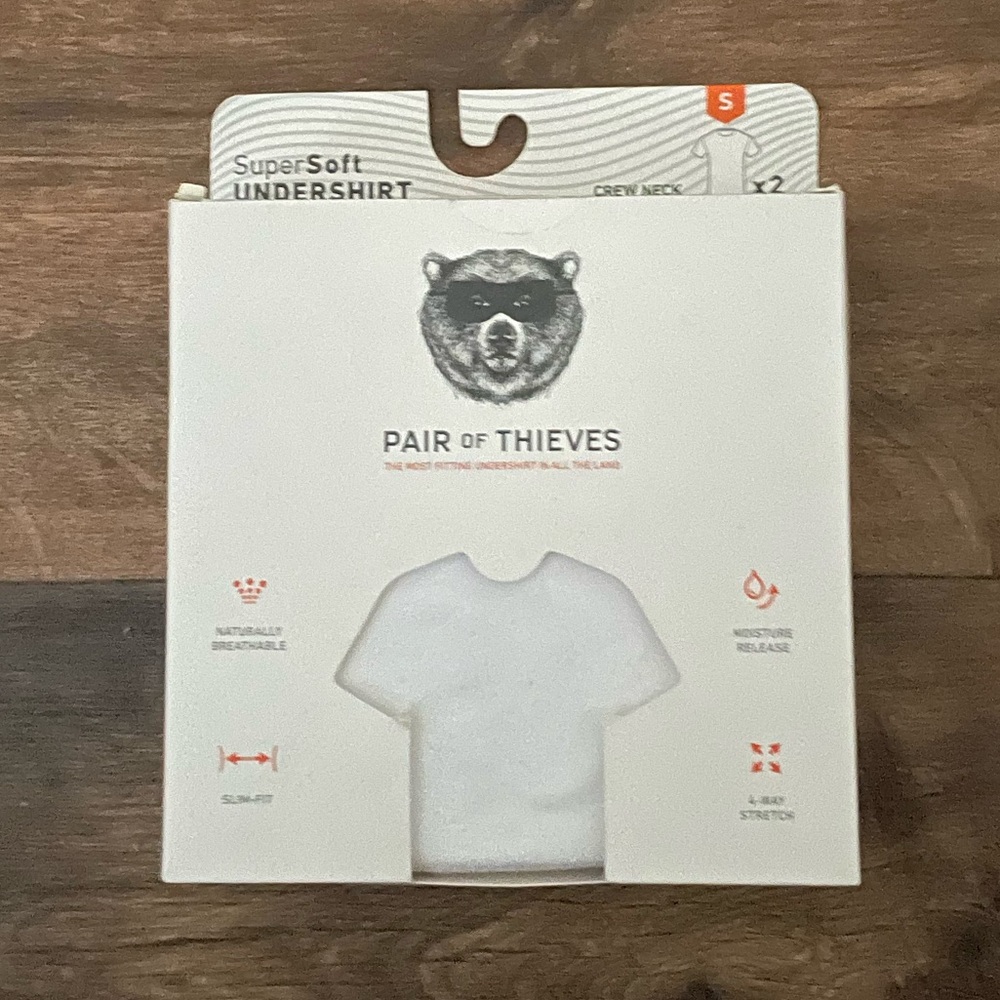 NWT Pair of Thieves Pack of 2 Crew Neck White T Shirts